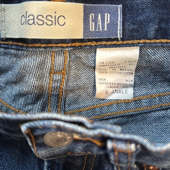 Vintage Classic GAP Blue Jeans - Size 6 Ankle - Picture 4 of 4